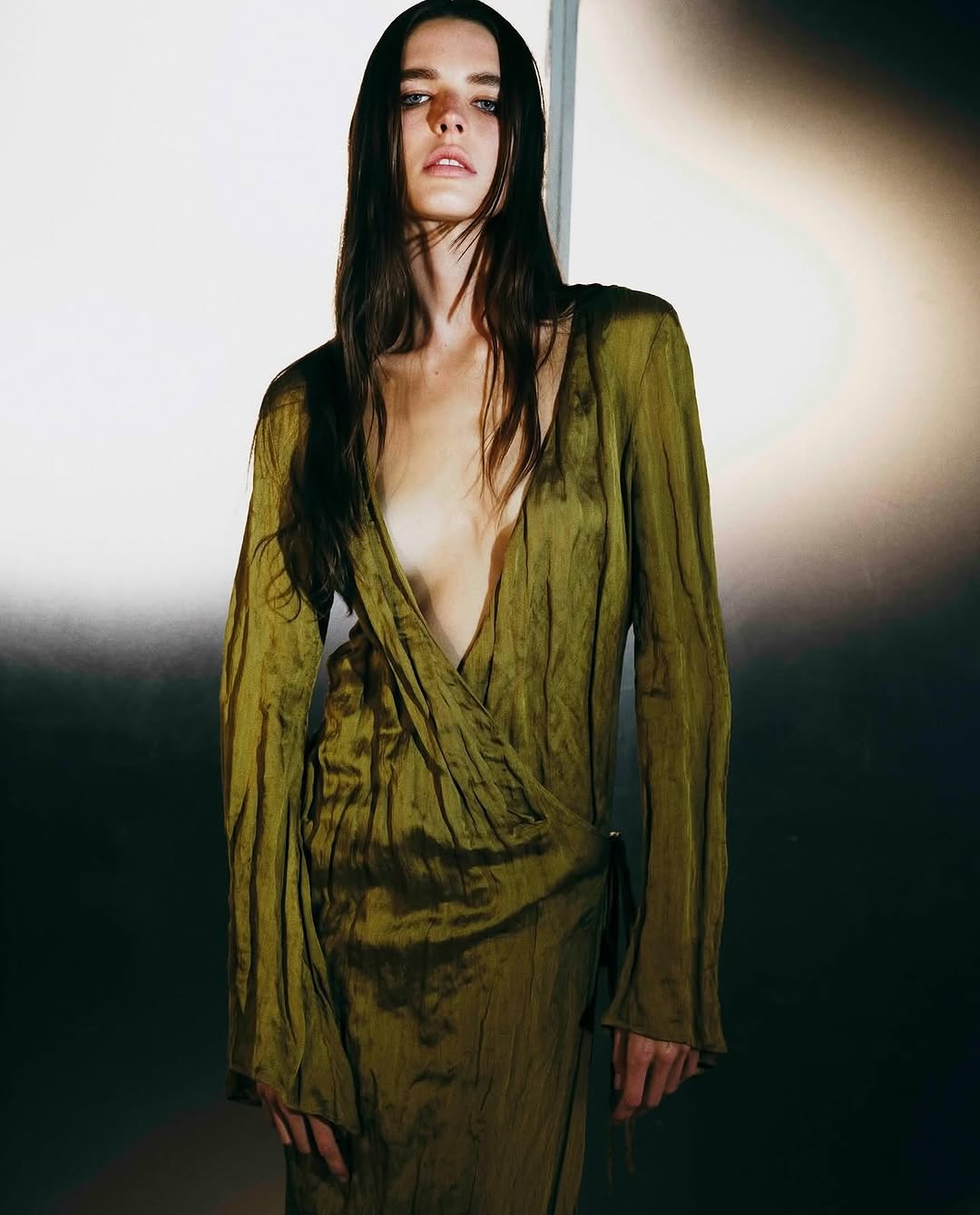 KHAITE SUMMER. PHOTOGRAPHED BY HANNA TVEITE.