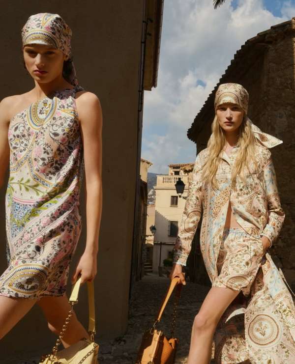 LOUIS VUITTON RESORT CAMPAIGN. PHOTOGRAPHED...