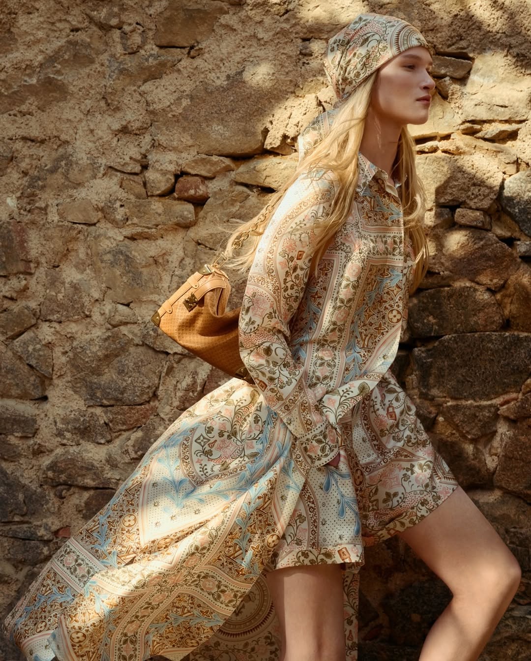 LOUIS VUITTON RESORT CAMPAIGN. PHOTOGRAPHED BY CAS...