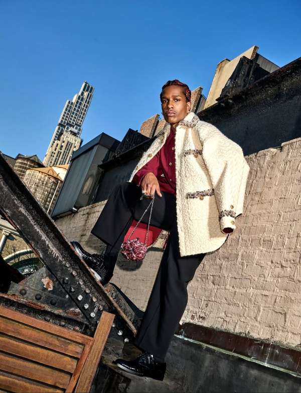 W Magazine China 2026 VOL. 4 The Love Issue...