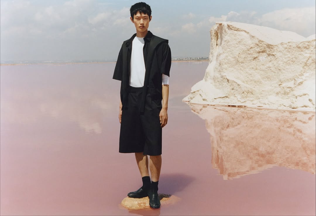 Zara Man Nylon Campaign @zara @zaraman
Production by @ooo__paris

Photographer Łukasz Pukowiec @lukaszpukowiec
Stylist Enrique Monterde & Alba Vicario @quiquemonterde @albavicario
Talent Hoyong Kim @gim_hoyng @fordmodels
Hair Stylist Paweł Solis @pawel_solis @artlistparisnewyork
Set Designer Michal Zomer @daughter_of_lama @saint_germain_agency

Special thanks to Beatriz Valiente Gonzalez, Agnieszka Chromicka @chromachroma and Patricia Martinez