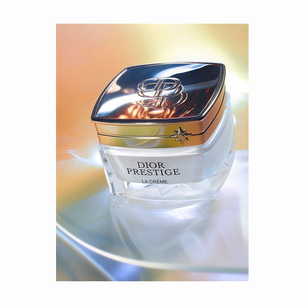 Luxure Magazine |  Dec. 22