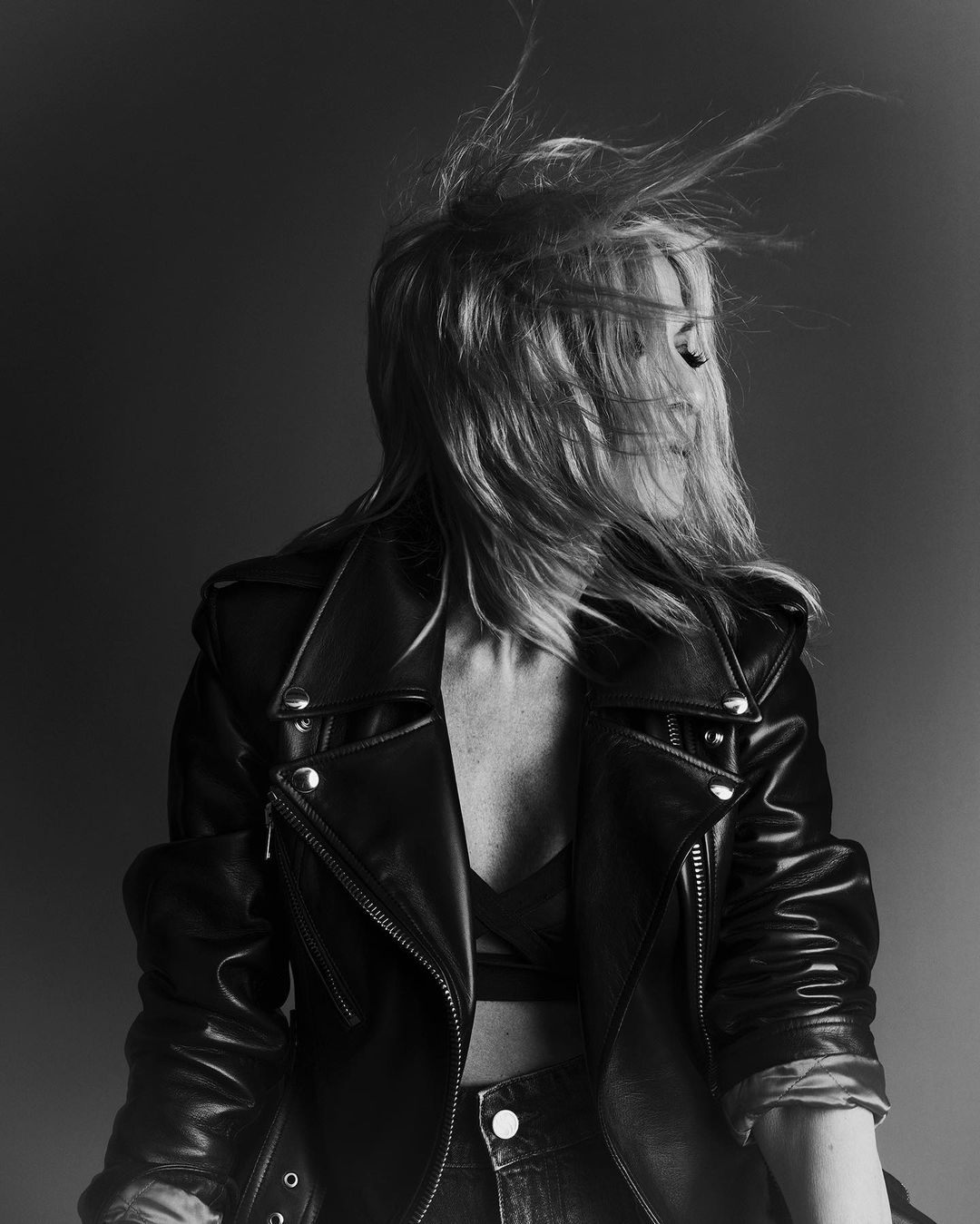 Vogue Greece |  Sep. 23