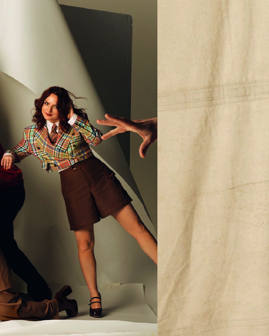 Saturday Night Live UK | Meet the Cast
Photographed by @charlie__chops
Shot at @parkroyalstudios
Studio 5

#London #filmstudios #photostudio #SNLUK #aniamagliano #ayoadebamgboye #alnash #paddyyoung #emmasidi #hammedanimashaun #celestedring #larrydean #georgefouracres #annabelmarlow #jackshep