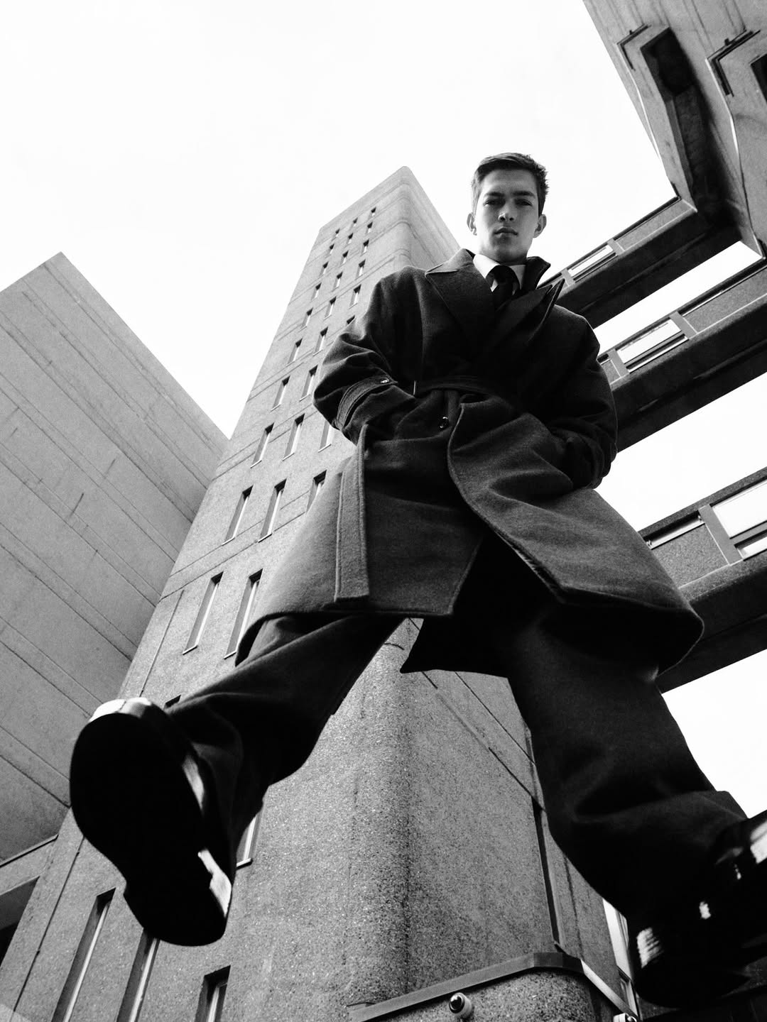 Numero Homme 50
Styling @jeanmichelclerc 
Model @justv.020 
Grooming @phoebetaylormakeup 
Set @tomotattle 
Retouching @maysix_studio 
Production @partner.films 
@artpartner