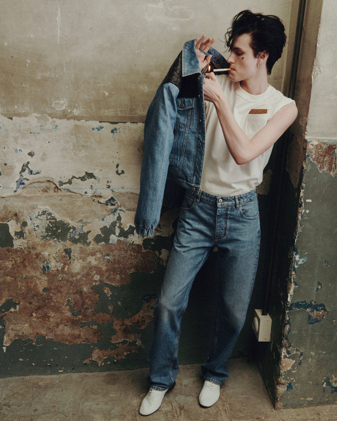 @m_magazine 📸 by @drewvickers⁠
⁠
Photographer: @drewvickers⁠
Art direction: @jbtalbourdet ⁠
Styling: @emmanuellealt⁠
Hair: @damienboissinothair⁠
Makeup: @luciapicaofficial⁠
Set design: @giovannamartial_⁠
Casting: @dmcasting⁠
Talent: @awarodhiang @libbytaverner @charlie._.jones._.c @m_wieczorek_⁠
Production: @partner.films