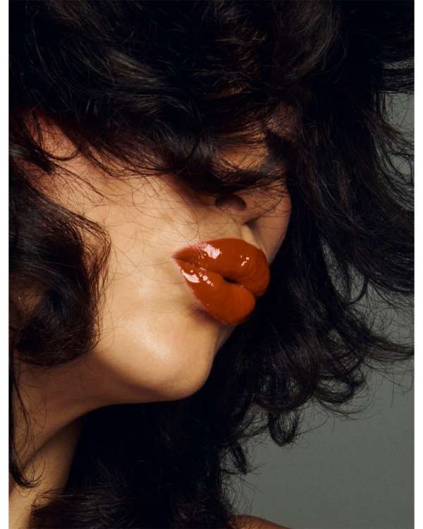 @irinashayk 📸 by @drewvickers for @thefacem...