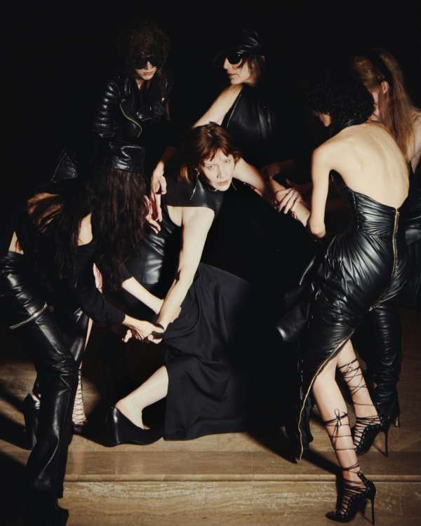 Sandra Hüller 📸 by @harleyweir for @family_...