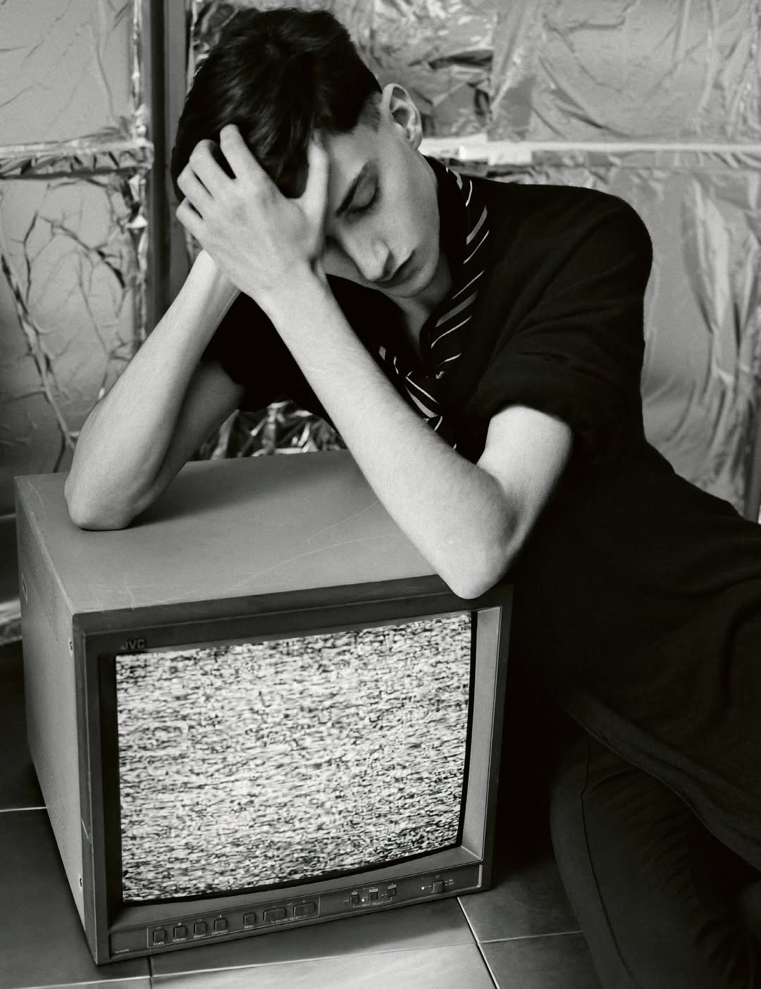 New @bazaarfrance  by @alasdairmclellan⁠