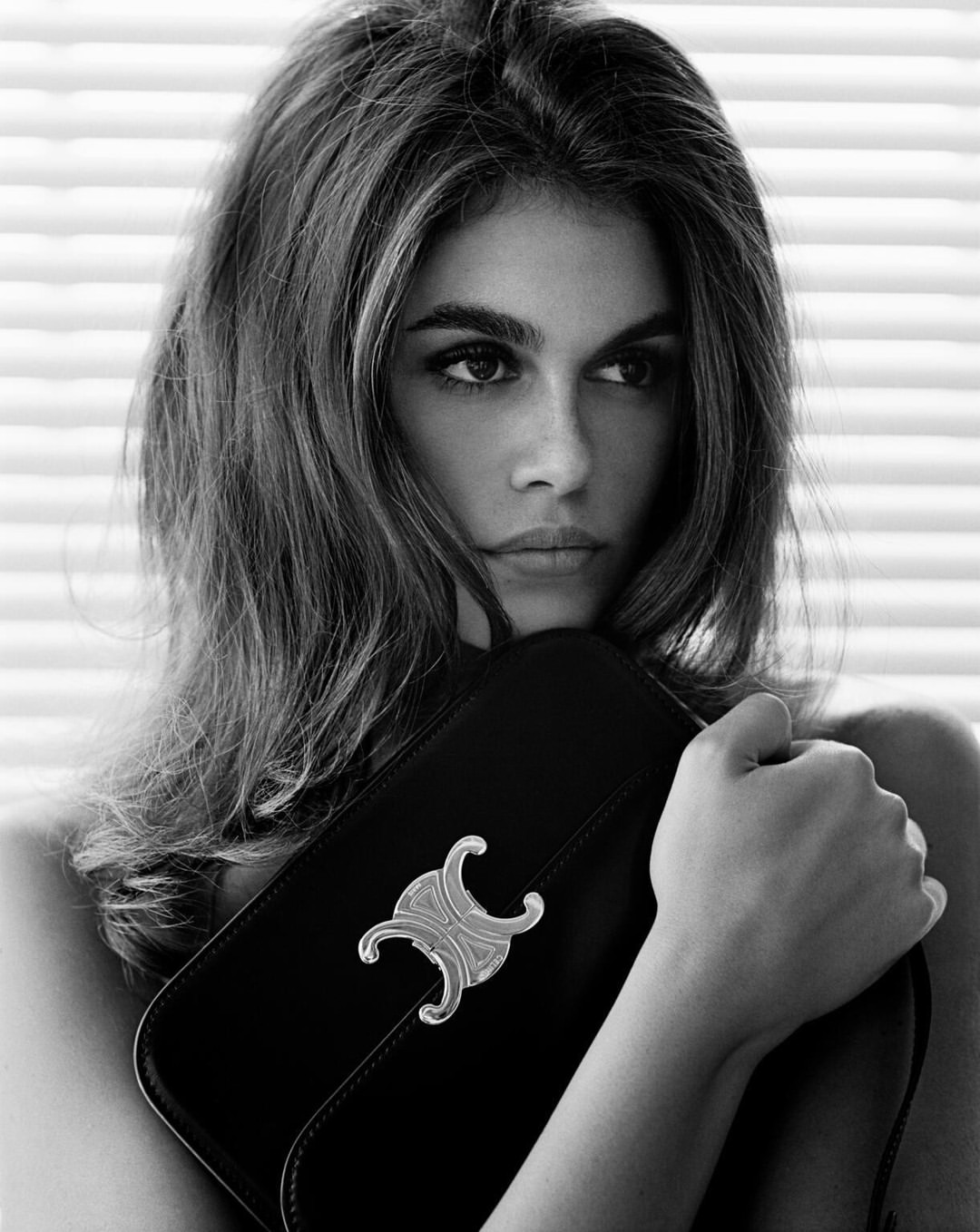 #FromTheArchives @kaiagerber 📸 by @alasdairmclellan for @drepubblicait 🖤⁠
⁠
Photographer: @alasdairmclellan⁠
Styling: @suzannekoller⁠
Hair: @anthonyturnerhair⁠
Makeup: @lauren.parsons⁠
Set design: @giovannamartial_⁠
Casting: @piergiorgio⁠
Talent: @kaiagerber⁠
Production: @partner.films