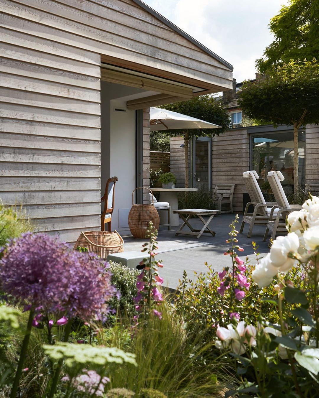 House & Garden Magazine |  Aug. 22