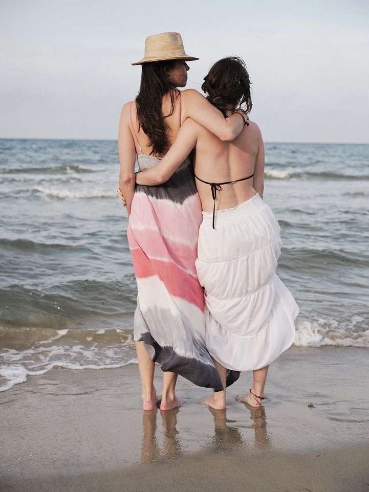 Airbnb Magazine |  May. 22