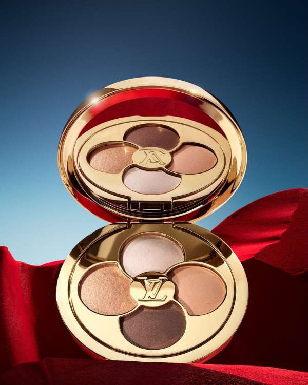 Refined light, perfect shadow, and beauty i...