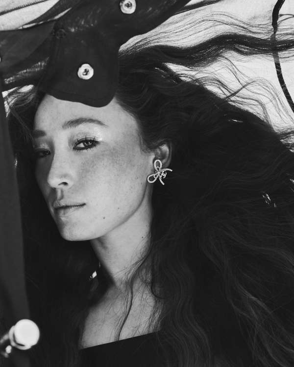 Modern looks with timeless ease.⁠