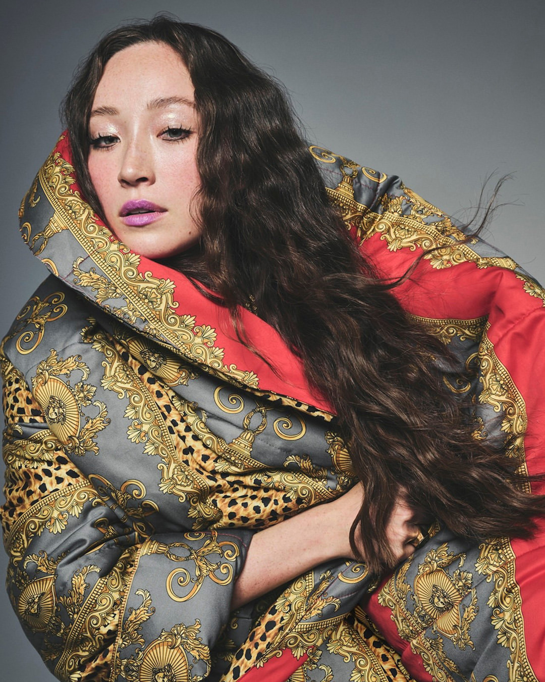 Modern looks with timeless ease.⁠
@havanaroseliu for @graziausa_⁠
⁠
Shot at PIER59 Studios.