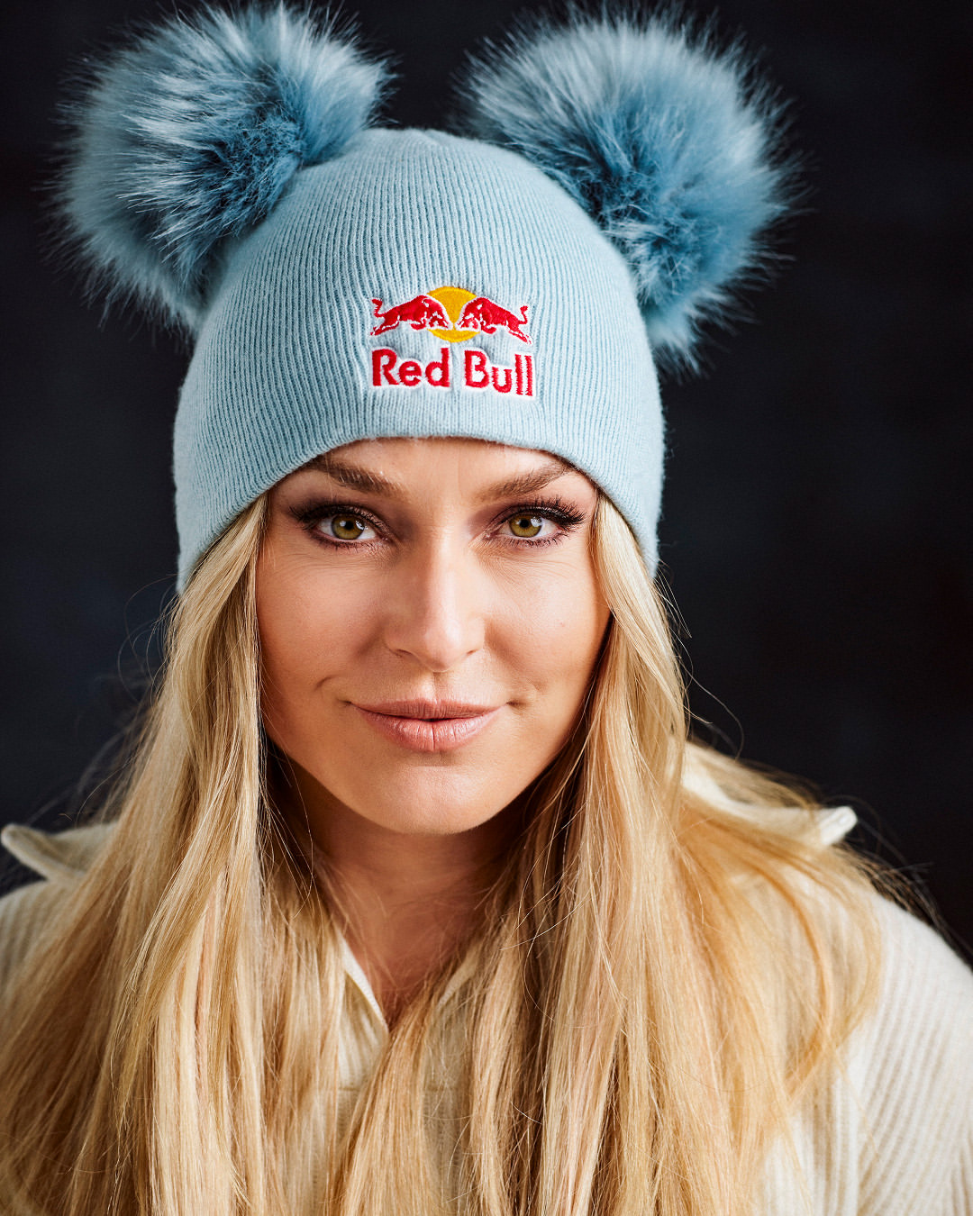 Olympic icon Lindsey Vonn, captured for The Red Bulletin.⁠
Power meets control in every shot.⁠
⁠
Shot at PIER59 Studios.