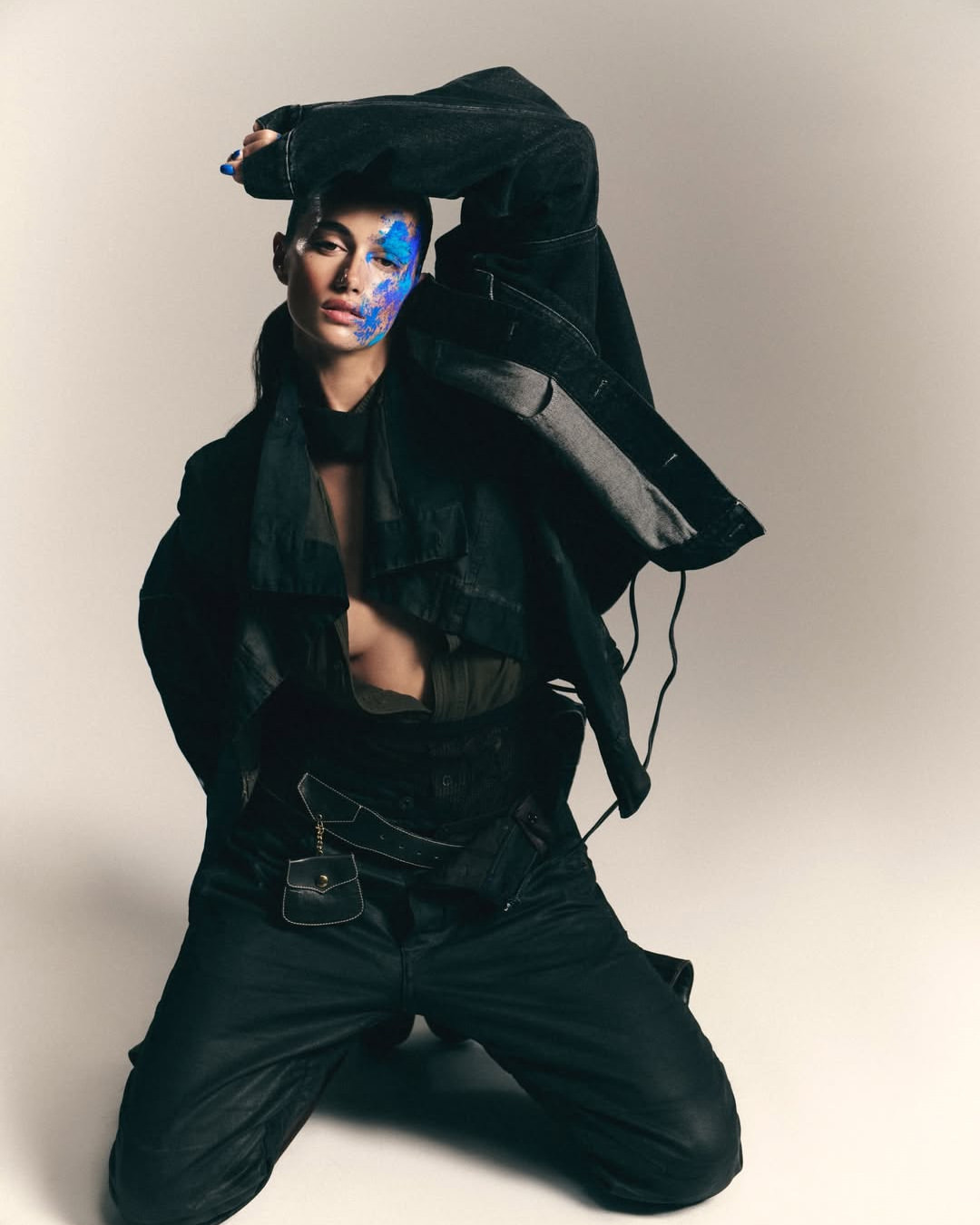 Maia Cotton for Modeliste Magazine, in a striking editorial moment.⁠
⁠
Shot at PIER59 Studios.