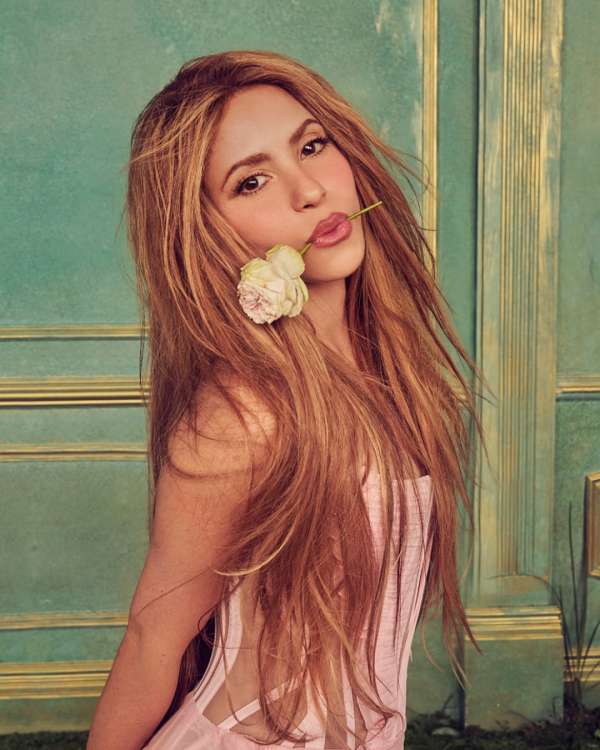 Shakira for People Magazine, timeless, conf...