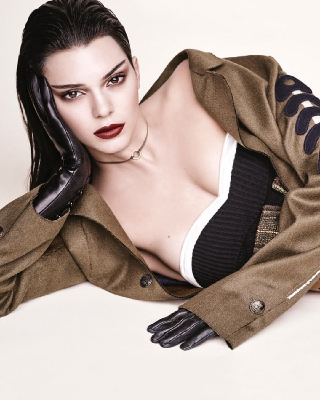 Kendall Jenner for Vogue Germany. Shot at PIER59 Studios in 2016.⁠
⁠
From our archive. One of many productions that shaped visual culture over the last three decades.⁠ ⁠
⁠
Join us as we celebrate 30 years of creativity & technology.