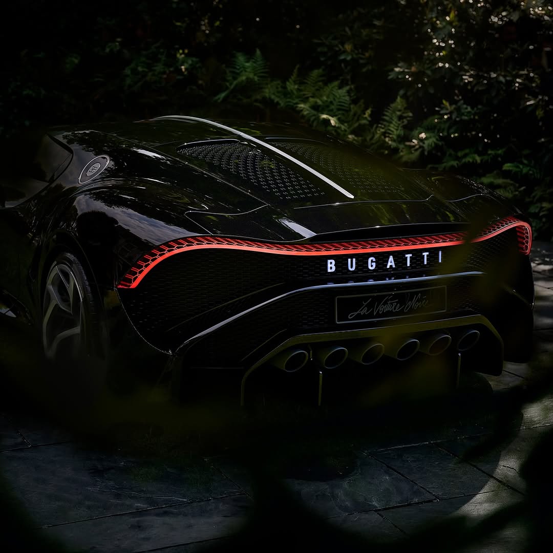 BUGATTI |  Apr. 26