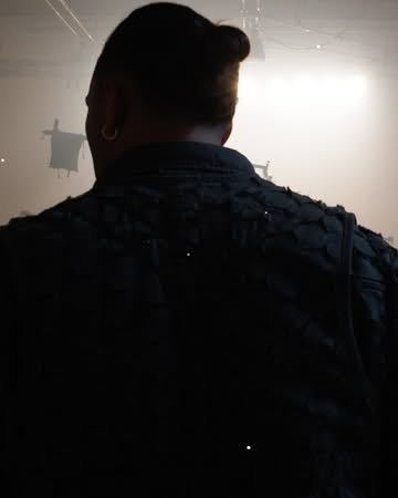 ERNIA for PARAJUMPERS
Shot by MATTIA GUOLO ...