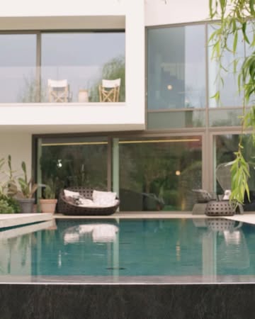 RENE CAOVILLA
Shot by AURORA PANERO [PS ART...