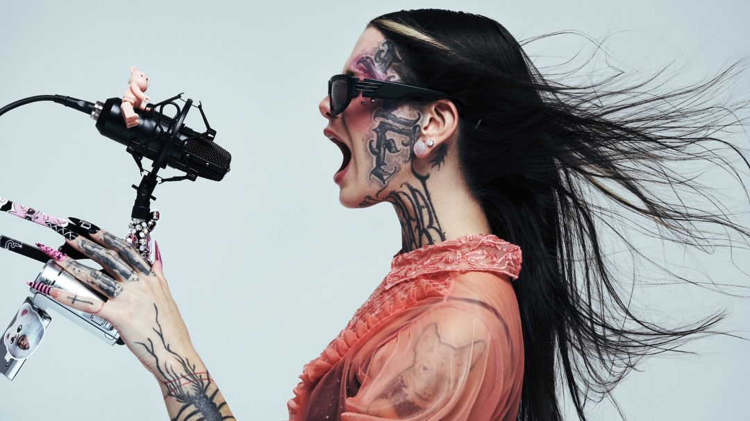 We are happy to present the first hybrid campaign ...