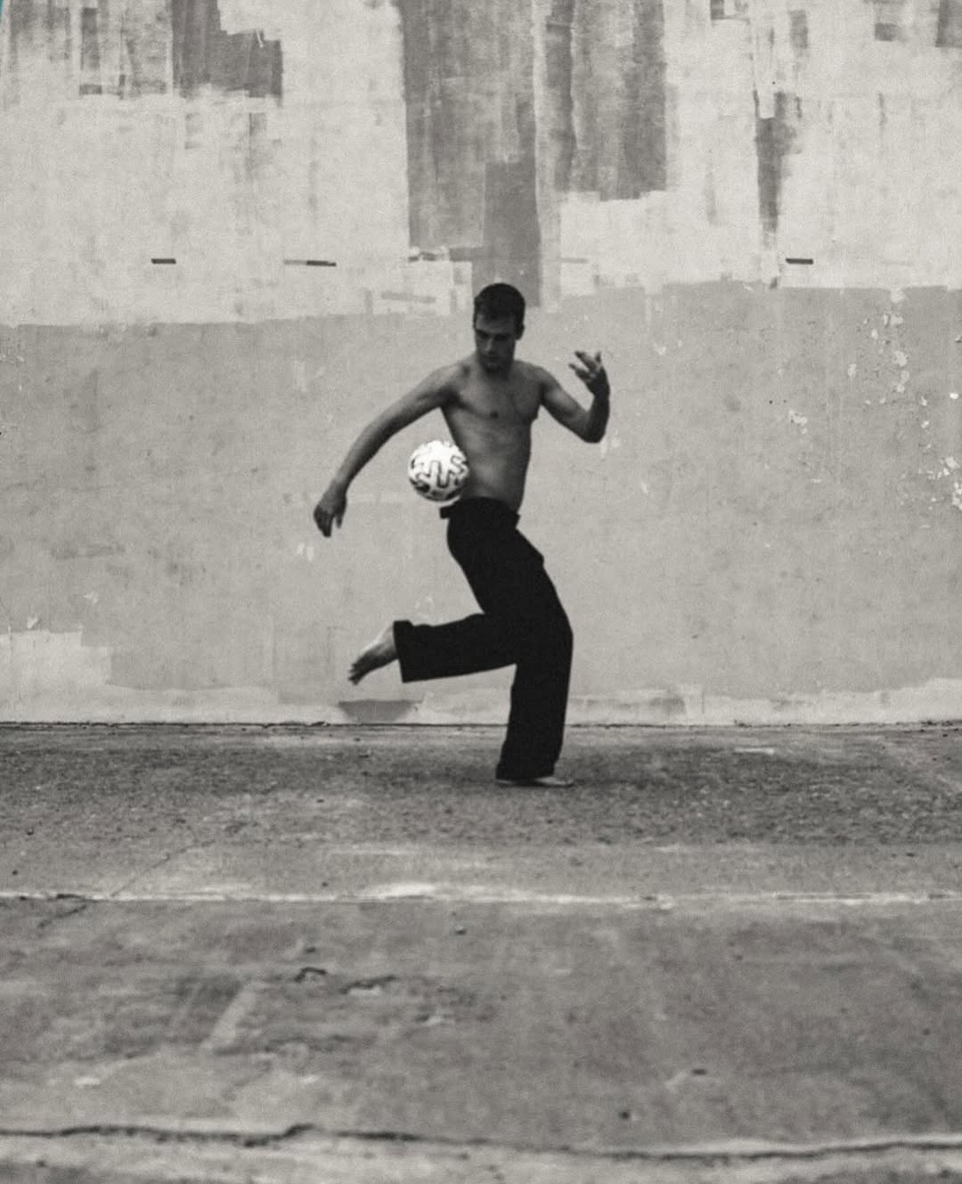 Zackery Michael Mar. 26