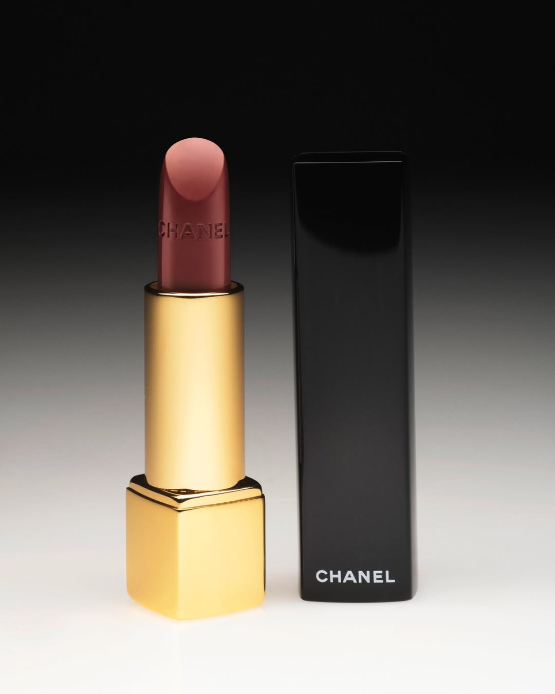 Raphael Schmitz X Chanel Beauty Nov. 25