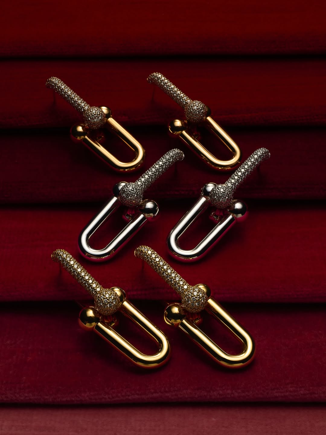 Greg Delves X Harper’s Bazaar Au Jan. 26