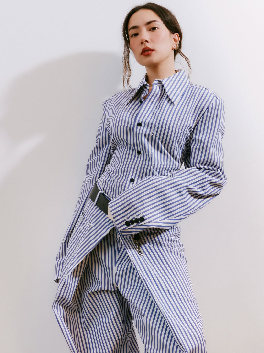 5’ ELEVEN’’ Magazine |  Mar. 26