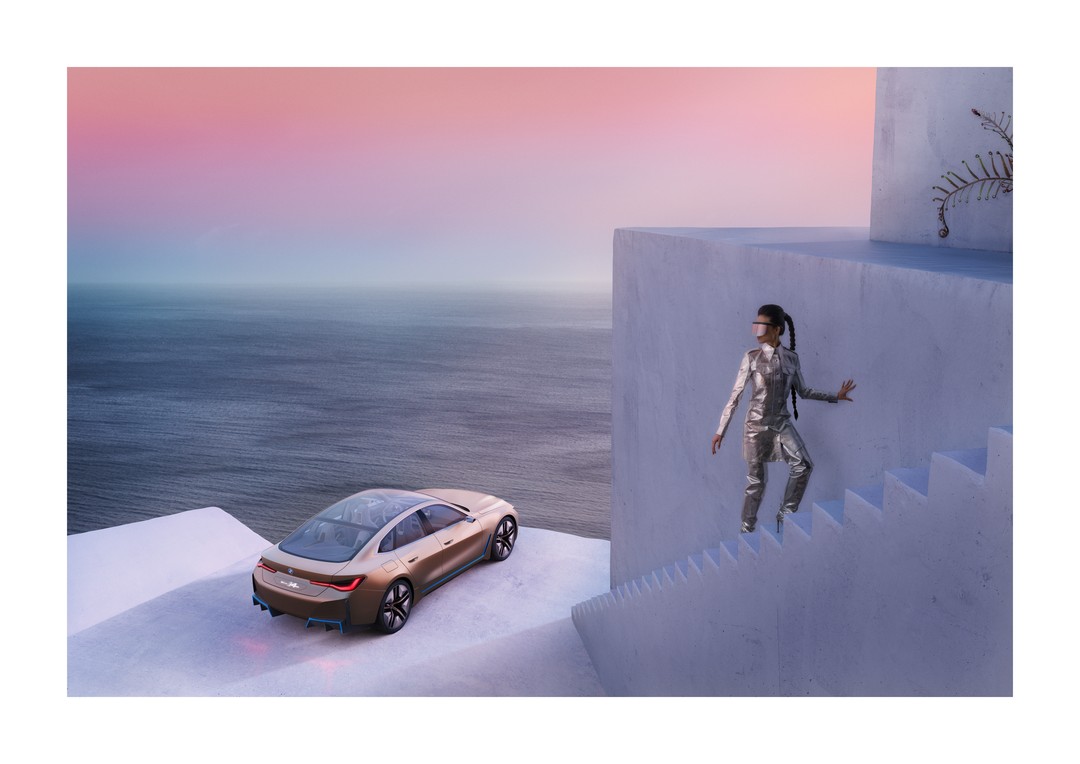 Recom Farmhouse X BMW