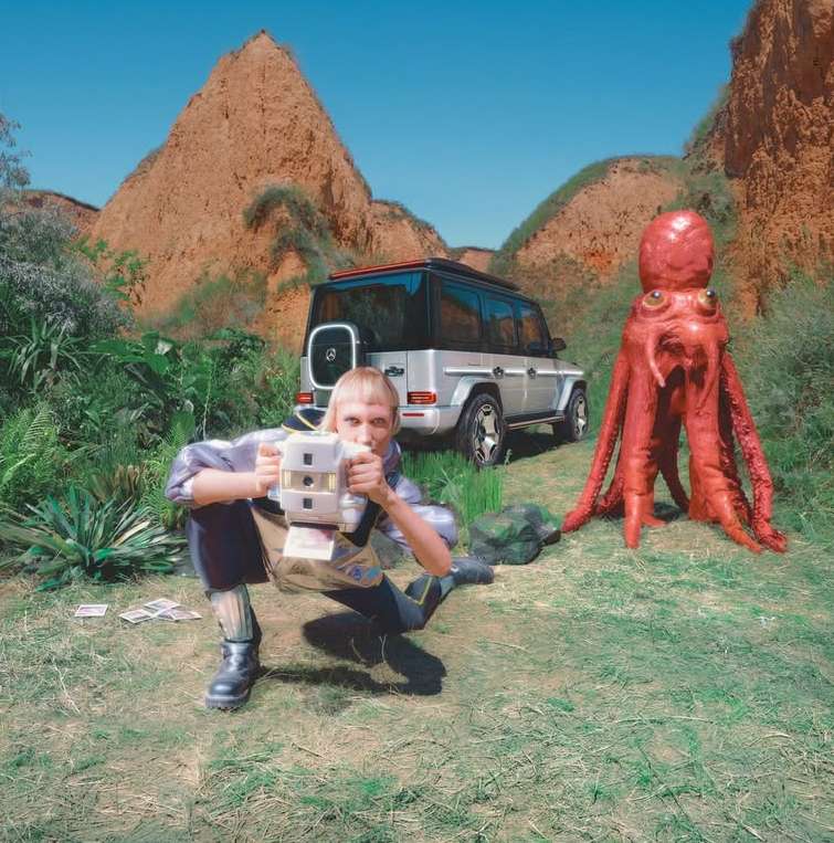 Recom Farmhouse X Mercedes-Benz