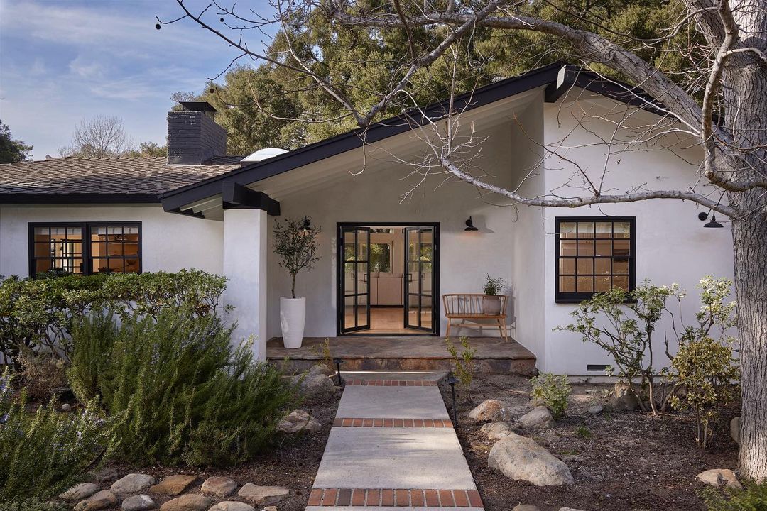 The Mountain Nest |  Apr. 23