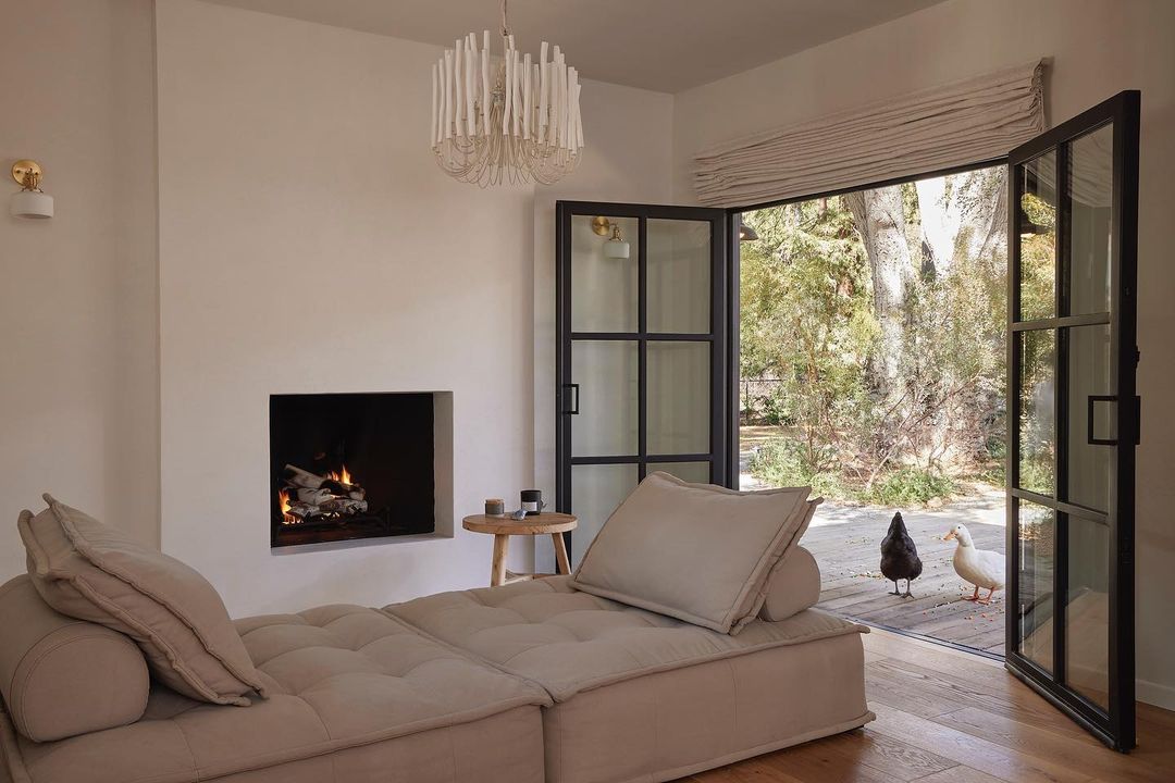 The Mountain Nest |  Apr. 23