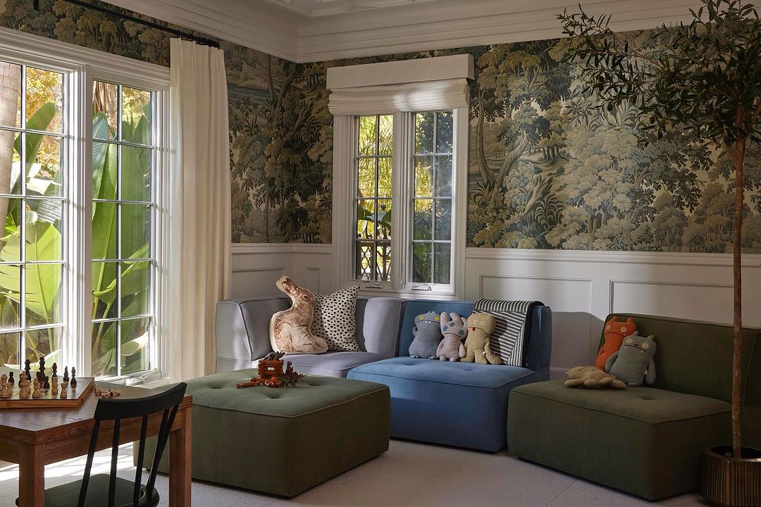 Homes & Gardens Magazine |  Oct. 23