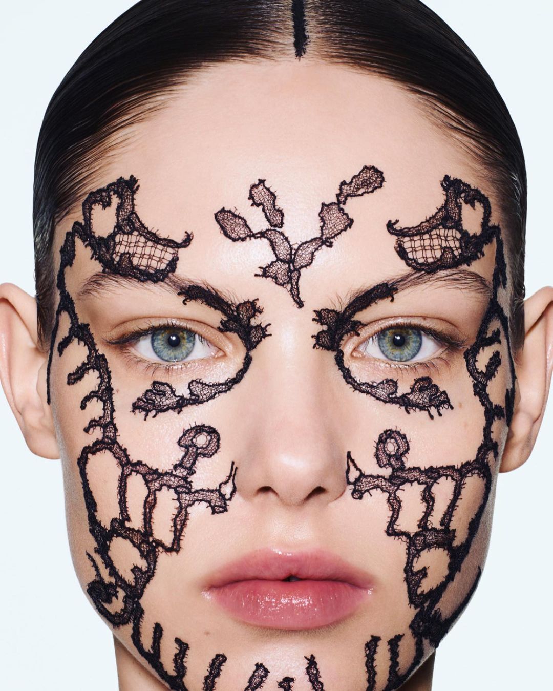 CR Fashion Book |  Oct. 23