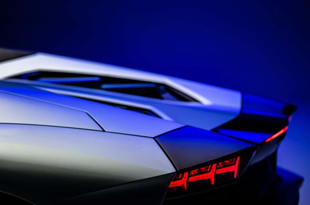 Lamborghini |  Feb. 20