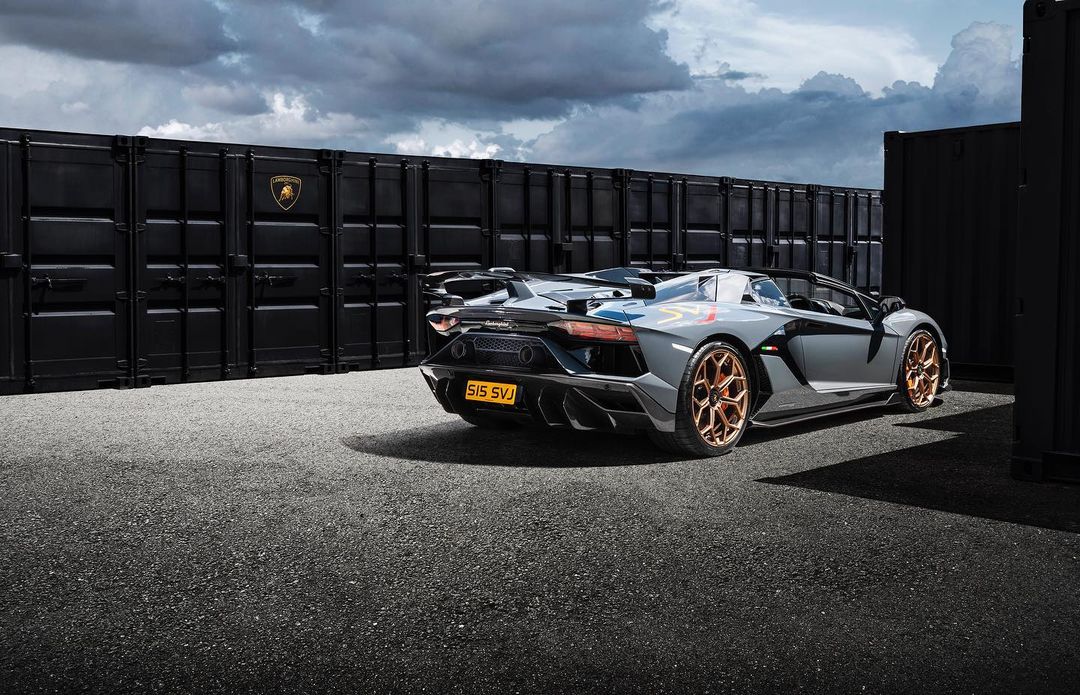 Lamborghini |  Sep. 22