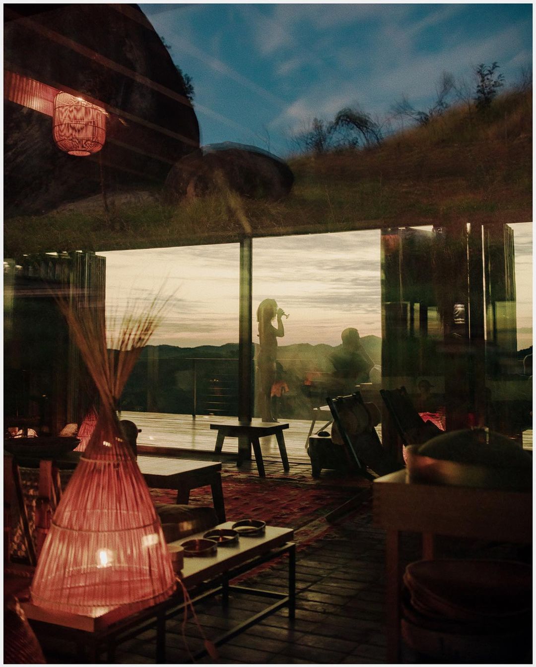 Airbnb Magazine |  Oct. 23