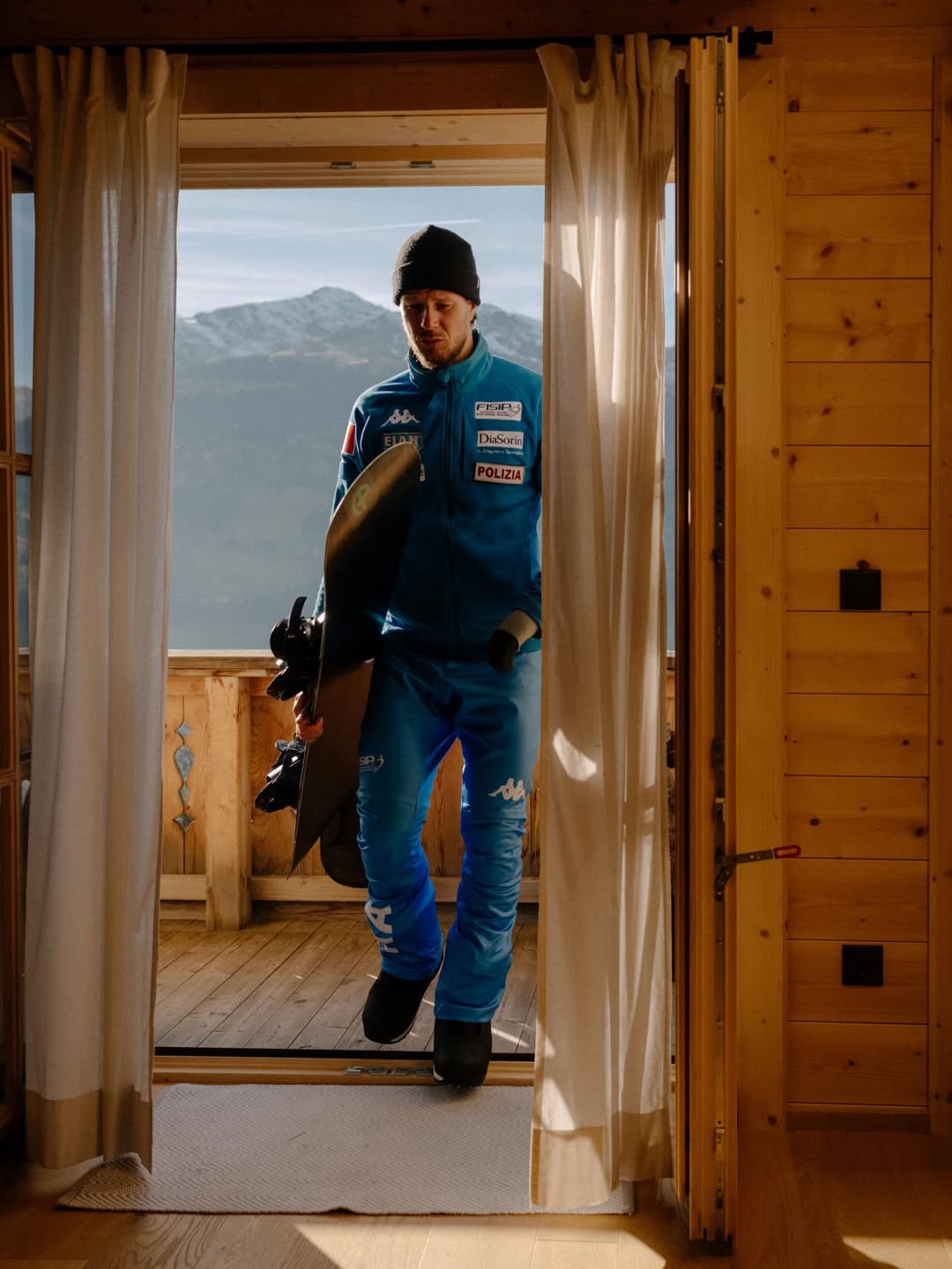 Lisa Sorgini X Airbnb Magazine