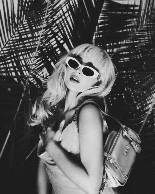 Versace La Vacanza x Sabrina Carpenter 