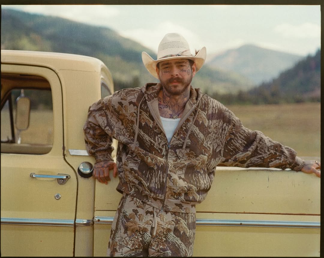 SKIMS Mens x Post Malone
@skims @postmalone

Photographer/Director: @theo123456
DP: @bennncareyyy
Stylist: @cathyhahn
Hair: @danperrihair
Makeup: @glamrogers
Set Design: @frau.juliawagner
Production: @roscoproduction

#Skims #RoscoProduction