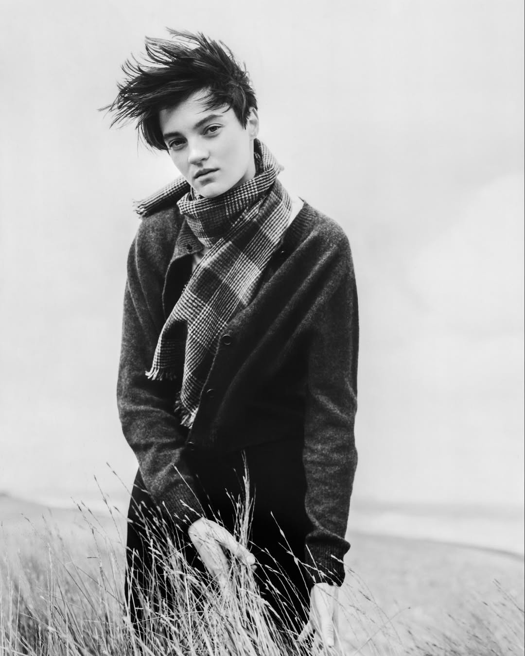Margaret Howell- AW25
@margarethowellltd

Photographer: @willwaterworth
Creative Agency: @lane_and_associates
Stylist: @louispriertisdall
Hair: @shioritakahashi
Makeup: @mirandajoyce
Casting Director: @simoneschofer
Models: @tanya_churbanova, @gideonadeniyi_
Production: @roscoproduction

#margarethowell #RoscoProduction