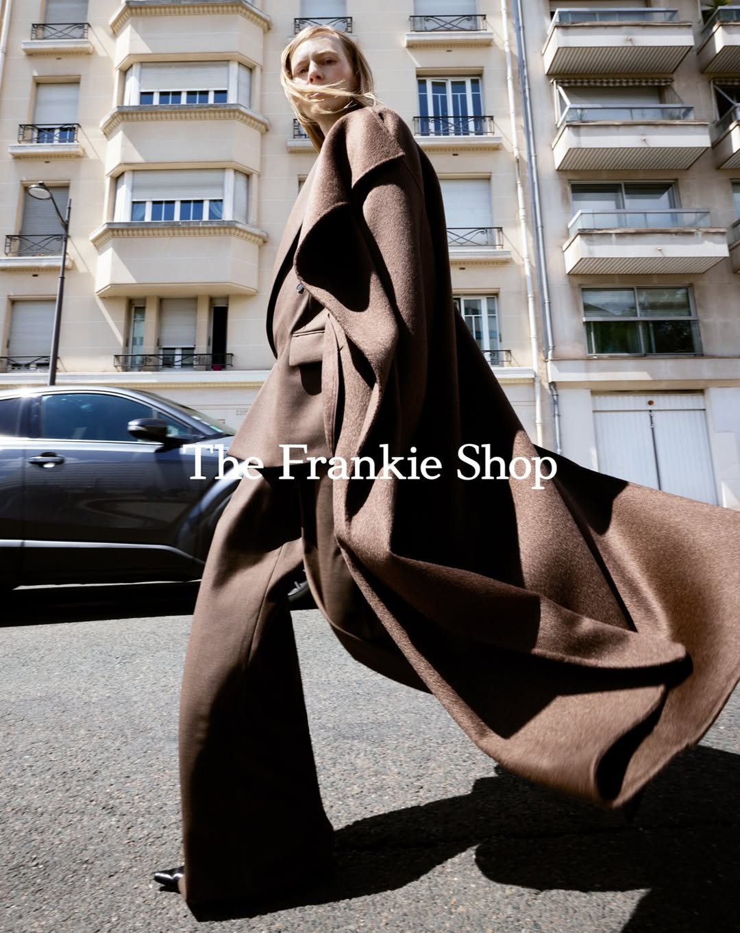 The Frankie Shop FW25/26 @thefrankieshop

Art Director and Stylist: @suzannekoller
Photographer: @anthonyseklaoui
Hairstylist: @olivierschawalder
Make up Artist: @celinemartin
Nail Artist: @alexandrajanowski
Casting Director: @arthurmejean
Talent: @isitnobis
Production: @roscoproduction

#TheFrankieShop #RoscoProduction