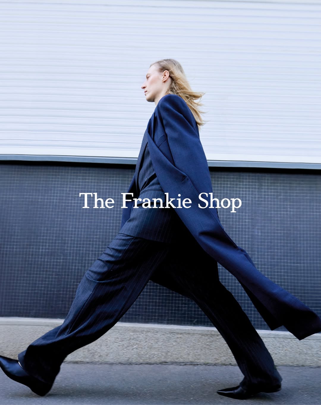 The Frankie Shop FW25/26 @thefrankieshop

Art Director and Stylist: @suzannekoller
Photographer: @anthonyseklaoui
Hairstylist: @olivierschawalder
Make up Artist: @celinemartin
Nail Artist: @alexandrajanowski
Casting Director: @arthurmejean
Talent: @isitnobis
Production: @roscoproduction

#TheFrankieShop #RoscoProduction