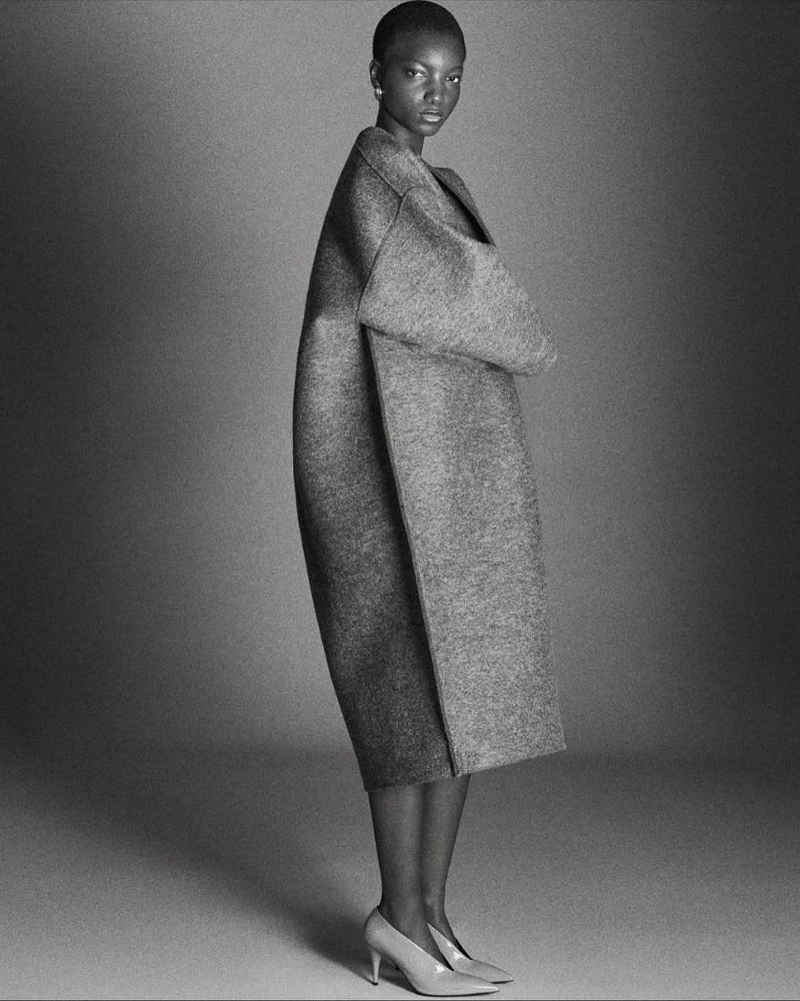 D Repubblica, The Fashion Issue, Volume 2, Cover
@drepubblicait

Photographer: @markrkean
Artistic Director & Stylist: @suzannekoller
Hair Stylist: @tomwrighthair
Makeup Artist: @hiromi_ueda
Nail Artist: @alexandrajanowski
Set Designer: @suzannebeirne
Casting Director: @piergiorgio
Models: @nanne.gr, @poslastecharnica, @elillanger, @caitlinsoetendal, #ApollineRoccoFohrer, @victoriafawole_
Production: @roscoproduction

#DRepubblica #RoscoProduction