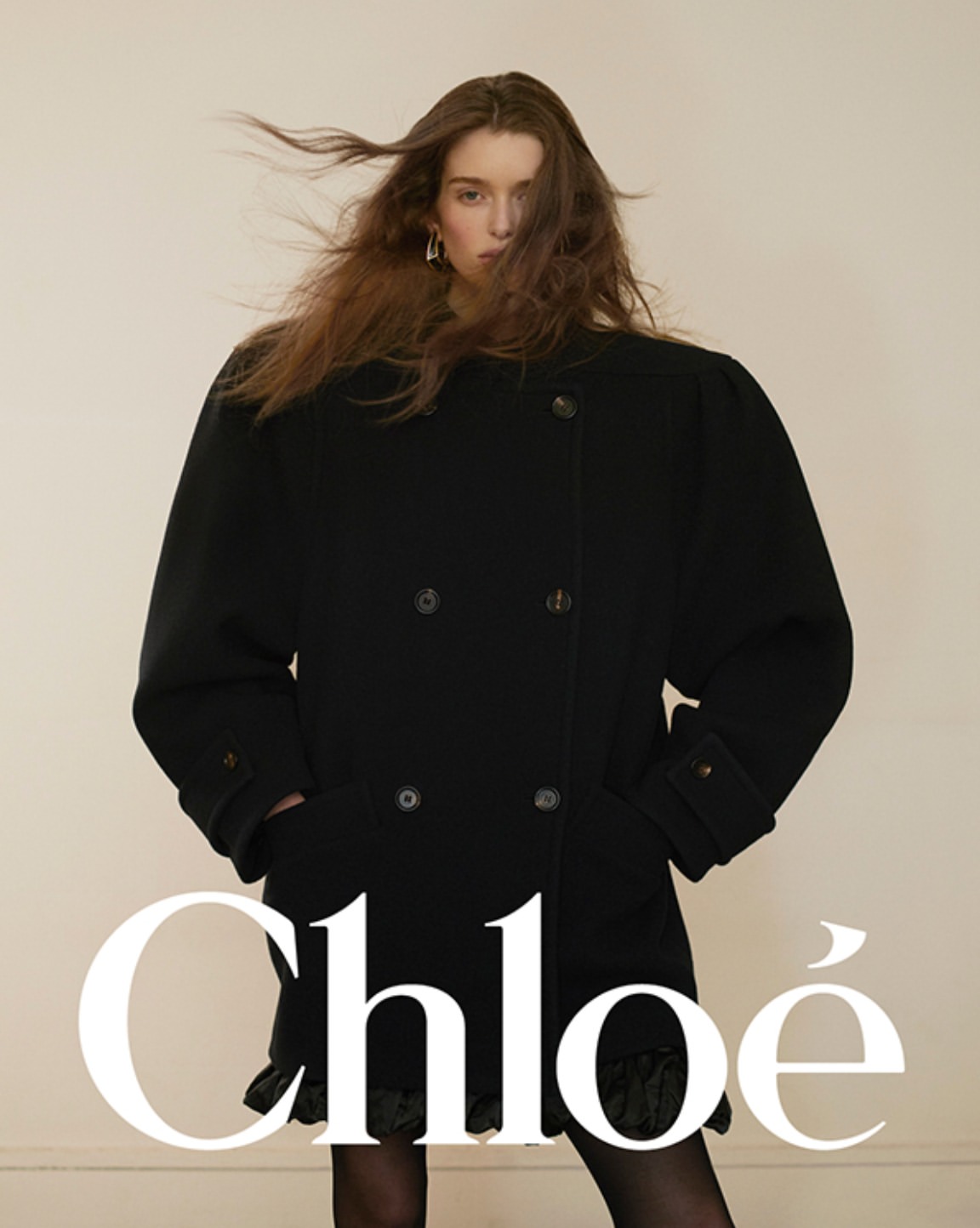 Chloé- Spring '26
@chloe 

Photographer: @johnnydufort
Artistic Director: @bruceusherltd
Stylist: @ElodieDavid
Hair: @EstherLangham
Makeup: @Hannah_Murray1
Nails: @NailsbySylvieVacca
Set Design: @PoppyBartlettstudio
Models: @marylore_heck
Prinnie Stott
@jacquilouise__
@_riverklein
@kanfitty24
@hejialiiiii
@carolina.tilgner
@stella.hanan
Production: @roscoproduction 

#chloé #RoscoProduction