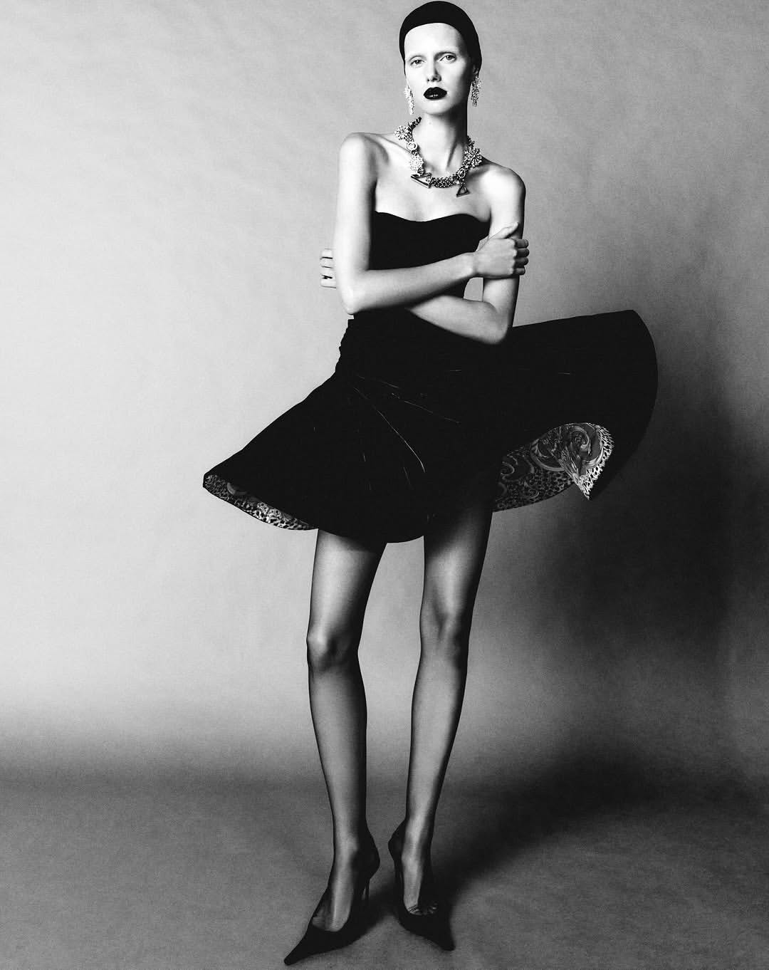 Beyond Noise, Issue 4
@thebeyondnoise 

Photographer: @robingaliegue
Stylist: @paulsinclaire
Hair: @benjaminmullerhair
Makeup: @lucyjbridge
Nails: @alexfeller
Set Design: @andreacellerinostudio
Casting director: @julialangecasting
Models: 
Lauren H
@wa1i__
@rosaliekefuchs
@bomasunday_
@elladalton_
@libbytaverner
@danakatesmith
@bodinevangalen
Production: @roscoproduction

#BeyondNoise #RoscoProduction