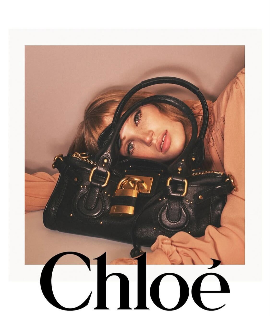 @aimeelouwood, @jacquilouise__ and Prinnie Stott for @chloe by @davidsimsofficial

agent : @artpartner
production : @erinfeeproductions
creative director : @chemena
set designer : @poppybartlettstudio
stylist : @elodiedavid
make-up artist : @yad1m
hair stylist : @paulhanlonhair
manicurist : @nailsbysylvievacca

Service provided :
Plateau A and B at Studio Astre
EQ

#rouchonparis #studioastre #chloé #chloepaddington #aimeelouwood #jacquilouise #prinniestott #davidsims